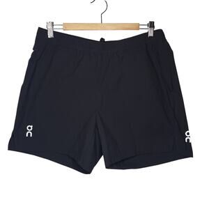 On Cloud Men's Essential Shorts Large Running 5" inseam Lined Activewear Black